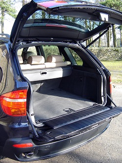 2008 BMW X5. Image by Dave Jenkins.