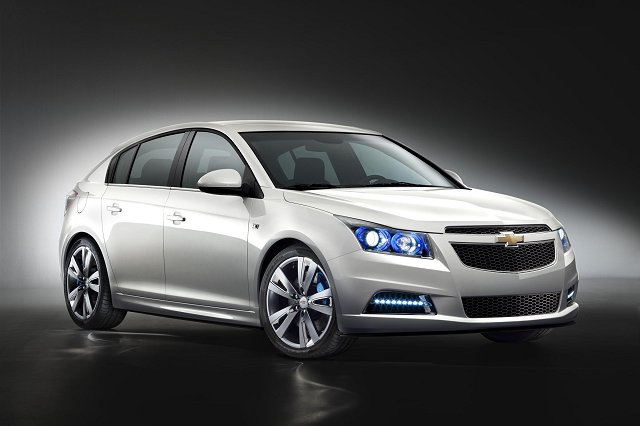 Chevrolet Cruze with more doors. Image by Chevrolet.