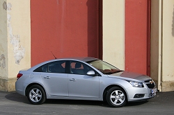 2009 Chevrolet Cruze. Image by Alisdair Suttie.