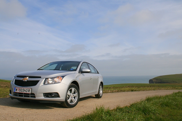 Chevy goes Cruze-ing. Image by Alisdair Suttie.
