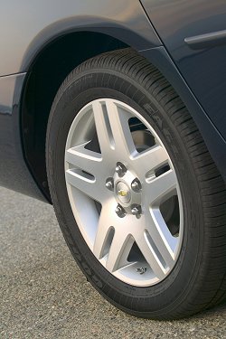 2005 Chevrolet Impala. Image by Chevrolet.