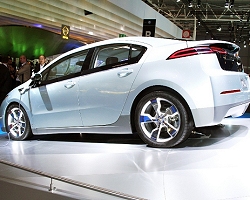 2009 Chevrolet Volt. Image by United Pictures.