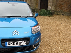 2009 Citroen C3 Picasso. Image by Mark Nichol.