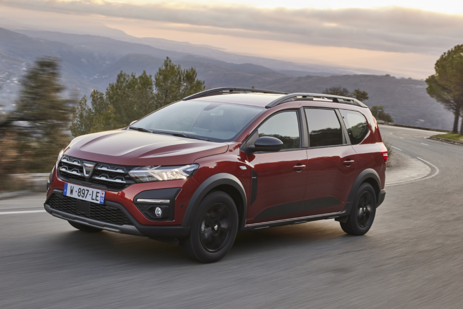 New 2022 Dacia Jogger is UK's cheapest seven-seater at £14,995