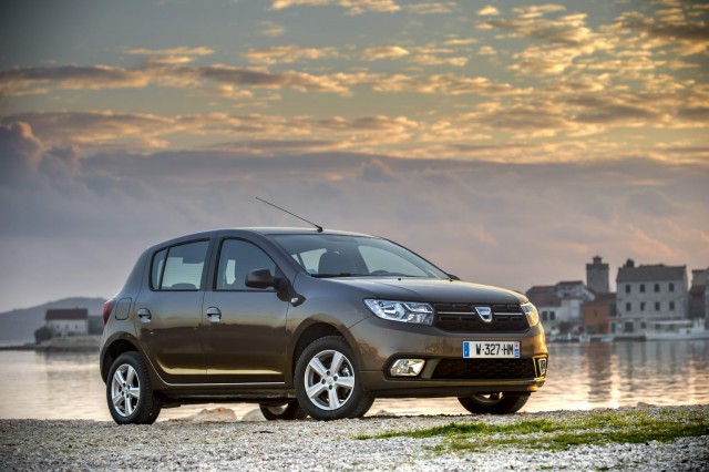 First drive: Dacia Sandero 1.0 SCe 2017MY. Image by Andy Morgan.