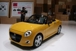 2016 Daihatsu Copen. Image by Newspress.