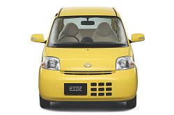 2005 Daihatsu Esse. Image by Daihatsu.