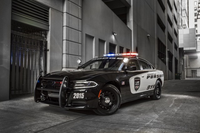 Mean Charger Pursuit for US cops. Image by Dodge.