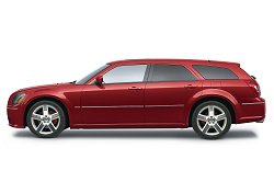 2005 Dodge Magnum SRT8. Image by Dodge.