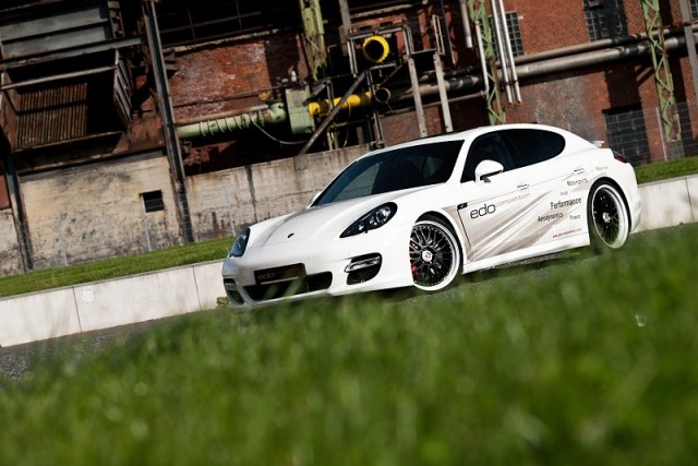 Edo speeds up Porsche Panamera Turbo. Image by edo competition.