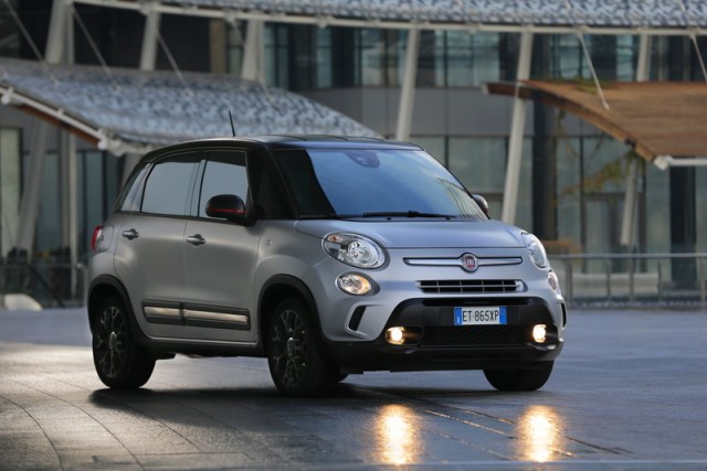 Doctor prescribes a new beat for the Fiat 500L. Image by Fiat.