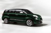 Largest Fiat 500 reaches UK. Image by Fiat.