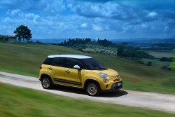 2013 Fiat 500L Trekking. Image by Fiat.