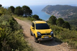 2014 Fiat Panda Cross. Image by Fiat.