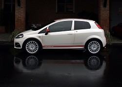 2007 Fiat Grande Punto Abarth. Image by Conor Twomey.