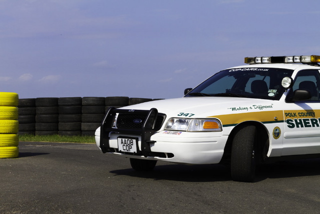 Feature drive: Ford Crown Vic Police Interceptor. Image by 0.