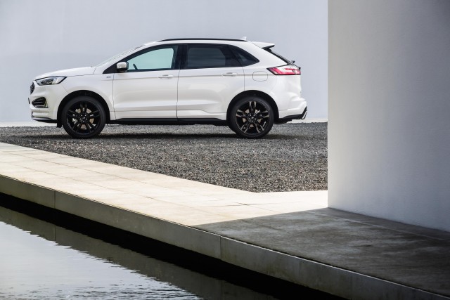 Ford Edge gets new engine, trim. Image by Ford.