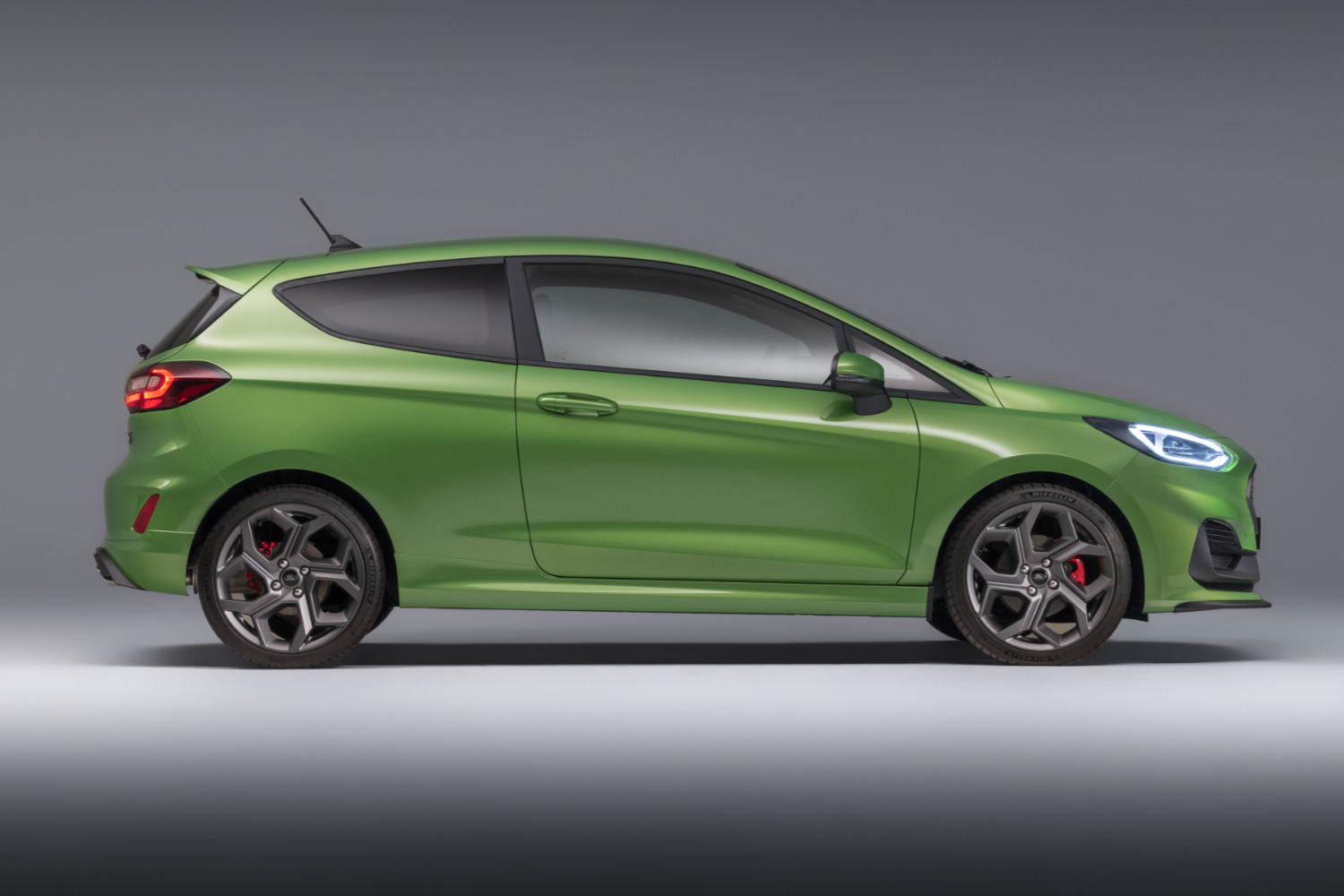 the-car-enthusiast-image-gallery-2023-ford-fiesta-st-3-door