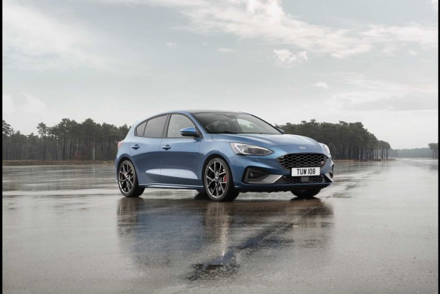 New Ford Focus ST packs 280hp. Image by Ford.