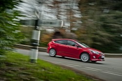 2011 Ford Focus Zetec-S. Image by Jamie Lipman.