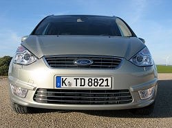 2010 Ford Galaxy. Image by Mark Nichol.