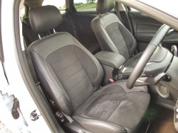 2013 Ford Mondeo Estate. Image by Matt Robinson.