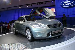 2005 Ford iosis concept car. Image by Shane O' Donoghue.