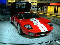 dpa) - Groups of visitors look at the Skoda Roomster at the stand of Skoda  during the IAA international car show in Frankfurt Main, Germany, 9  September 2003. This prototype of a