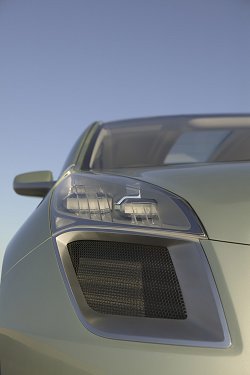 2005 GM Sequel concept. Image by General Motors.