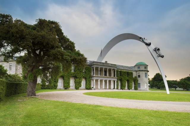 Goodwood's 2014 sculpture. Image by Mercedes-Benz.