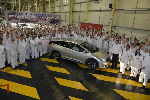 Honda celebrates production of Civic Tourer. Image by Honda.