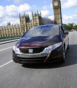 2010 Honda FCX Clarity. Image by Honda.