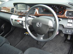 2005 Honda FR-V 2.0 i-VTEC Sport. Image by James Jenkins.