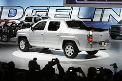 2005 Honda Ridgeline. Image by Honda.