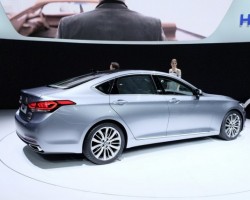 2014 Hyundai Genesis. Image by Newspress.