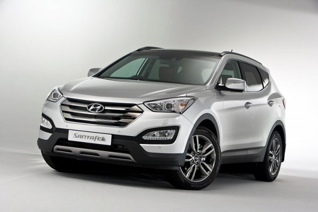 Hyundai announces Santa Fe pricing. Image by Hyundai.