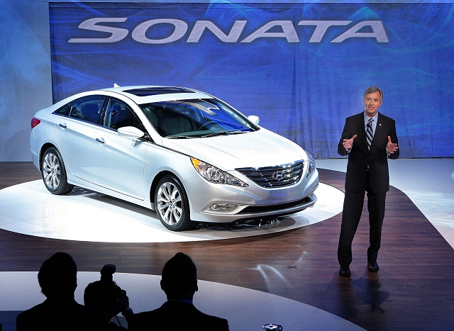 Stylish Sonata shock in LA. Image by Hyundai.