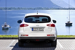 2010 Infiniti EX30d GT. Image by Infiniti.