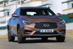 2016 Infiniti Q30. Image by Infiniti.