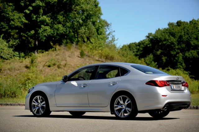 Infiniti Q70 2.2d to cost 32,650. Image by Infiniti.