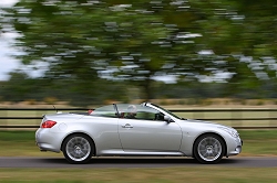 2009 Infiniti G37 Convertible. Image by Julian Mackie.