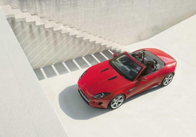 Full details on new Jaguar F-Type. Image by Jaguar.