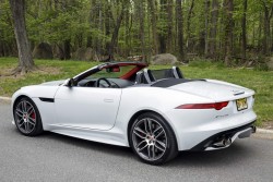 2015 Jaguar F-Type R AWD. Image by Jaguar.