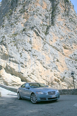 2009 Jaguar XF. Image by Shane O' Donoghue.