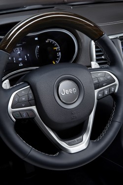2013 Jeep Grand Cherokee. Image by Jeep.