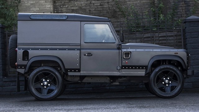 Kahn announces 'fastest' Defender. Image by A. Kahn Design.