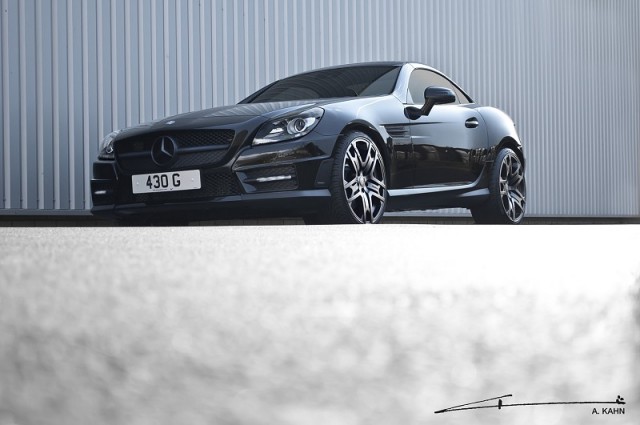 Kahn modifies Mercedes SLK 200. Image by Kahn.