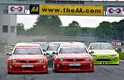 Start of the sprint race. Picture by www.toca-tour.co.uk.