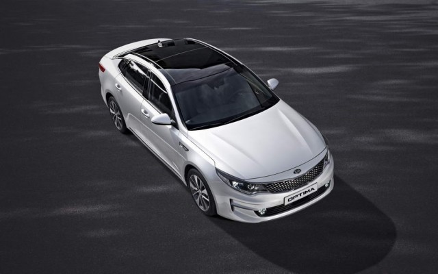 New Kia Optima for Frankfurt. Image by Kia.