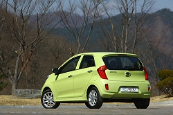 2011 Kia Picanto. Image by Julian Mackie.